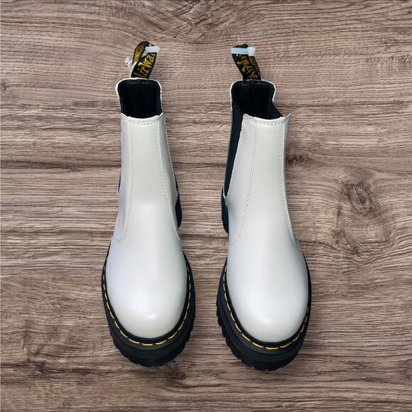 2976 SMOOTH LEATHER PLATFORM CHELSEA BOOTS - Picture 2 of 6